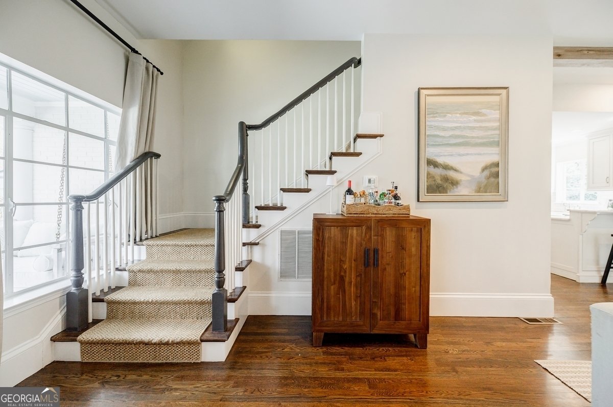 3790 Narmore Drive Atlanta - 124