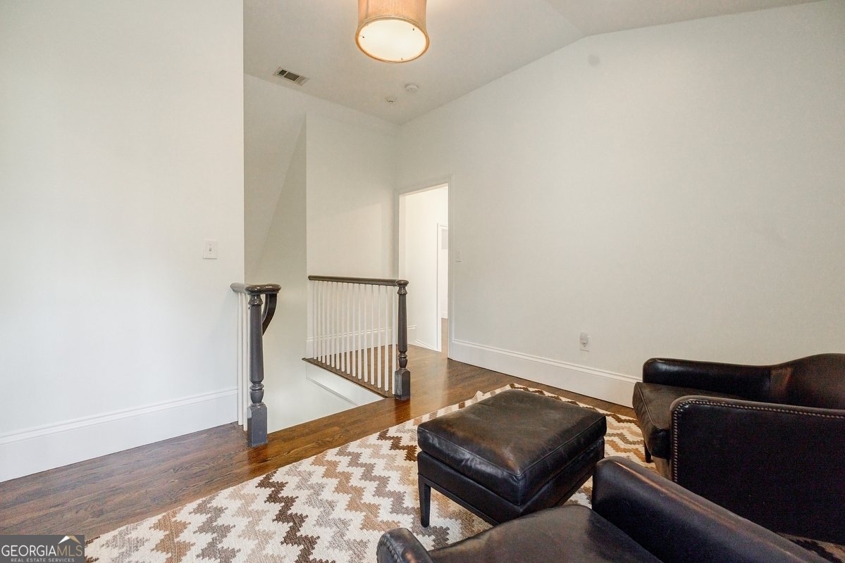 3790 Narmore Drive Atlanta - 74