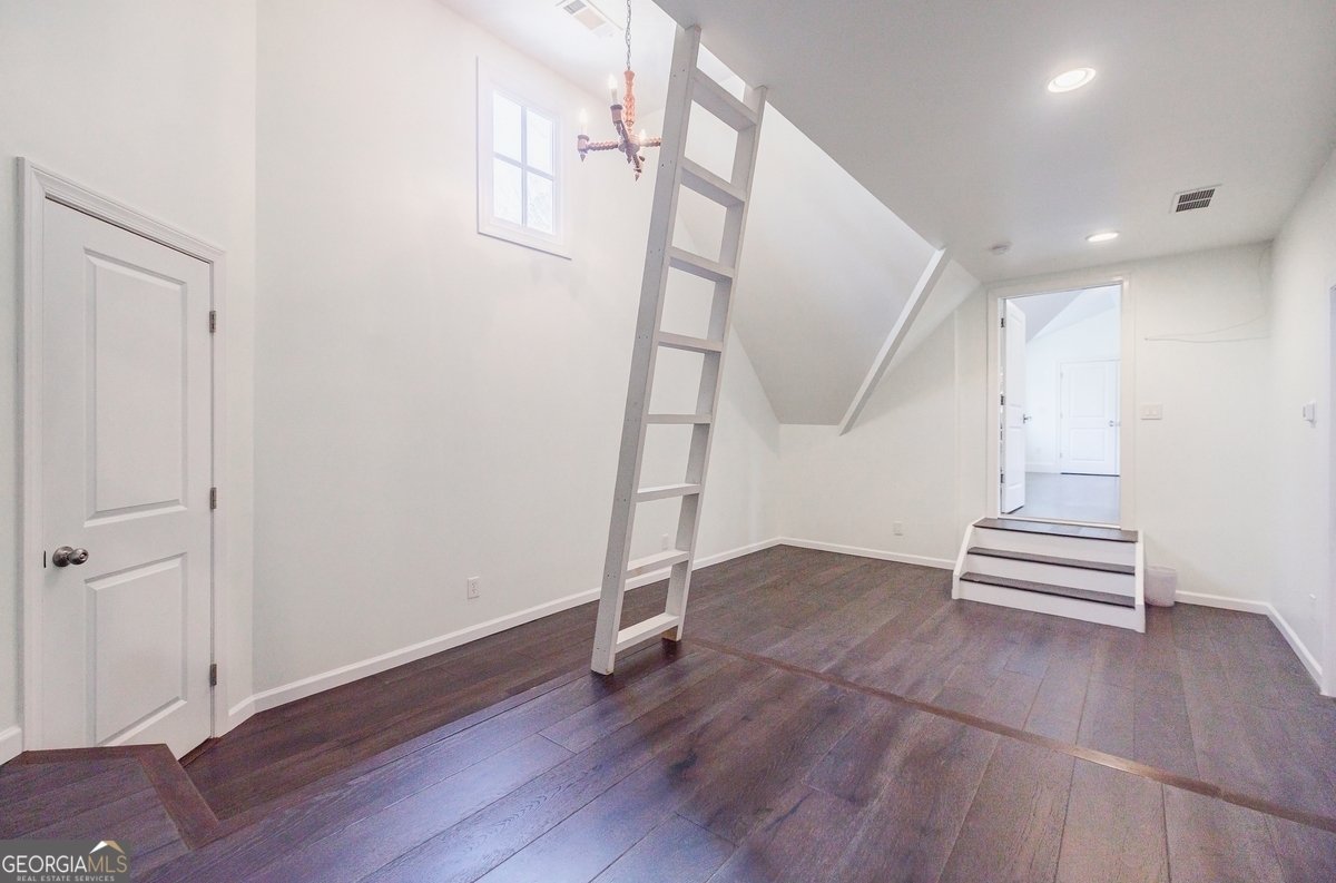 3790 Narmore Drive Atlanta - 83