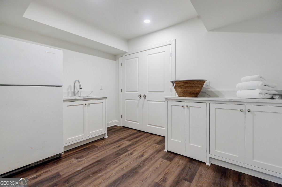 3790 Narmore Drive Atlanta - 88