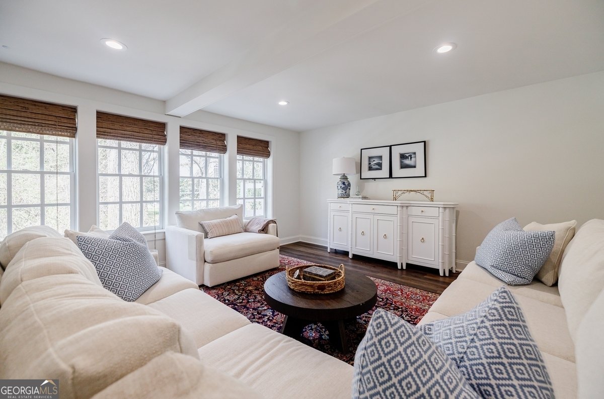 3790 Narmore Drive Atlanta - 92