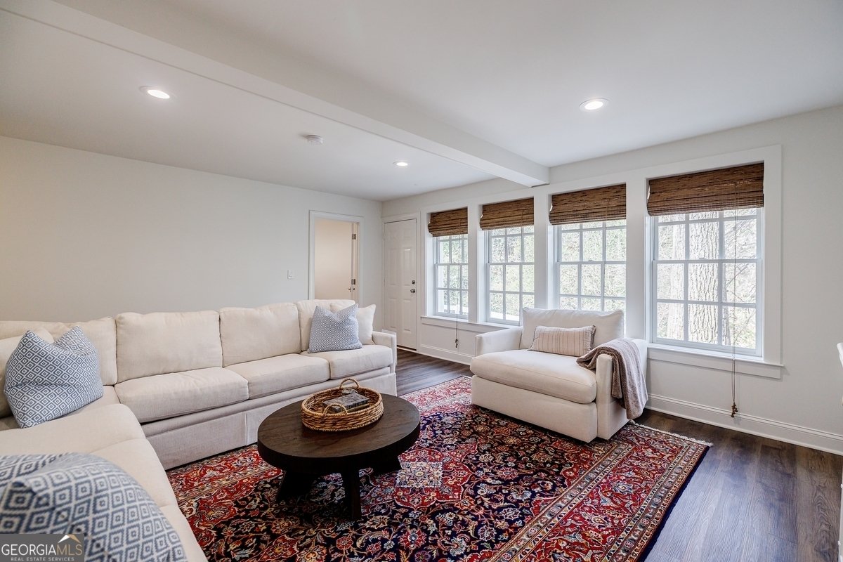 3790 Narmore Drive Atlanta - 94