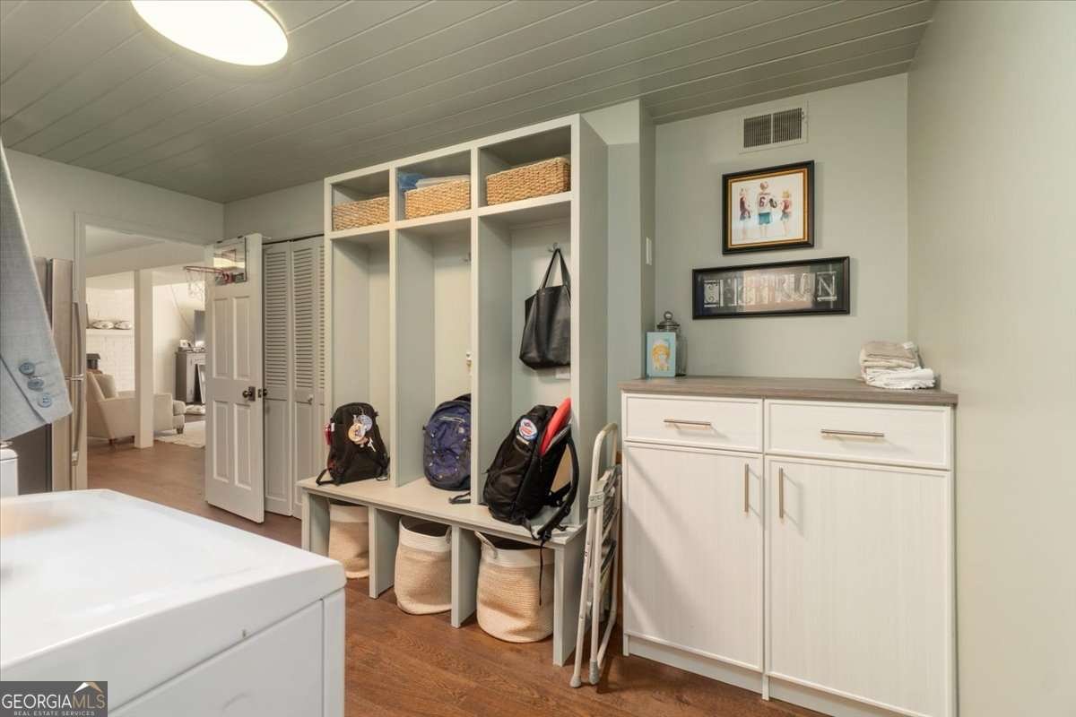 290 St George Drive Athens - 26