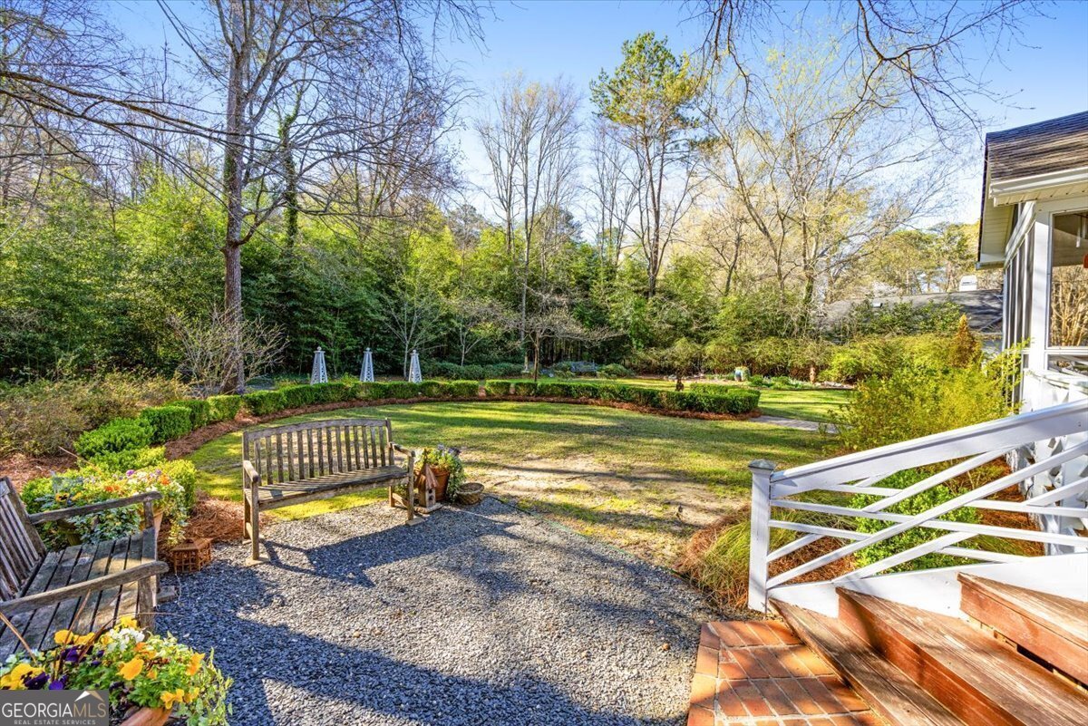 5046 Oxford Road Macon - 45