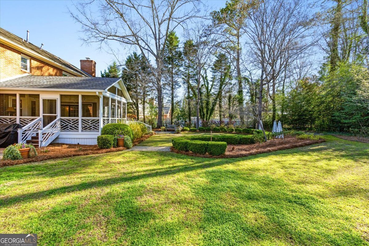 5046 Oxford Road Macon - 7