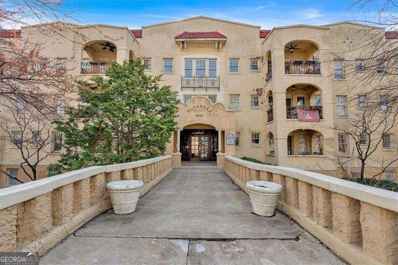 2855 Peachtree Road Atlanta - 1