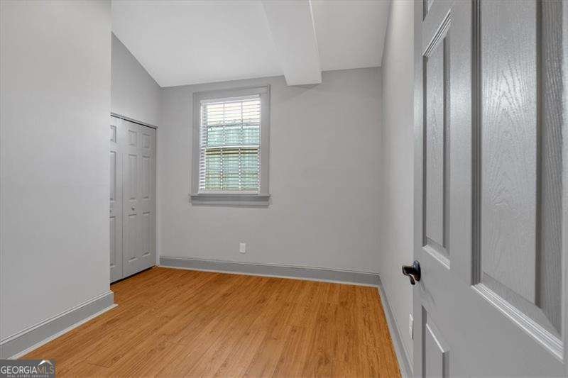 2855 Peachtree Road Atlanta - 25