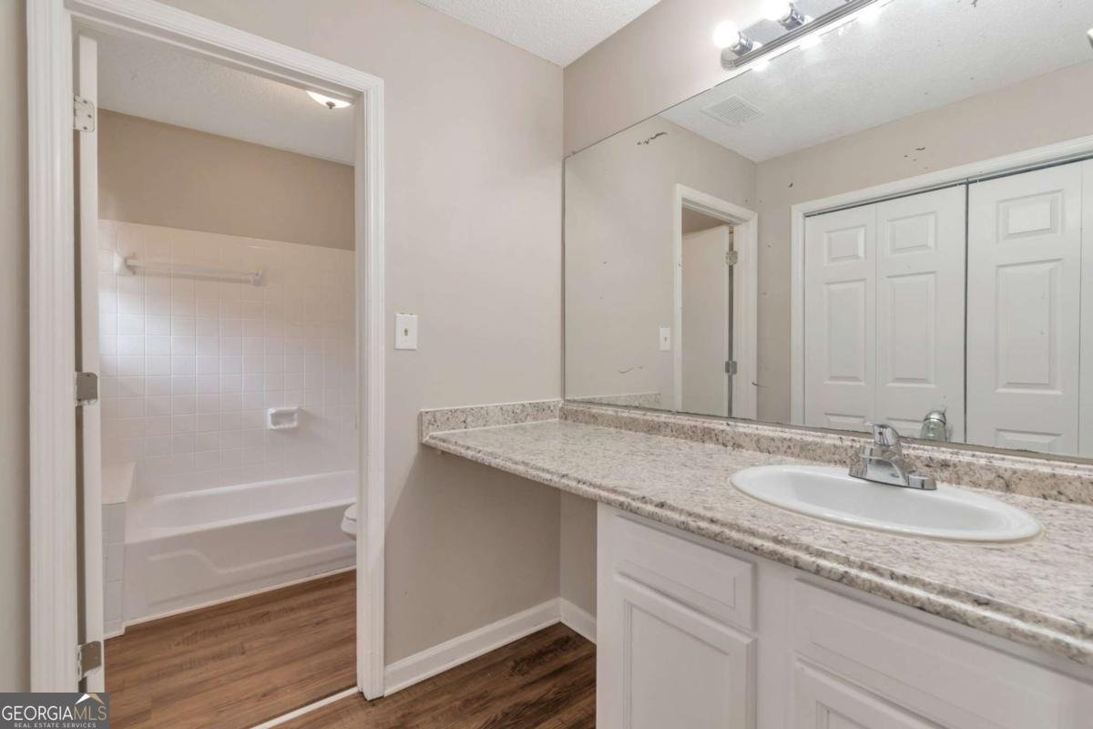 1575 Kelleys Close Stone Mountain - 17