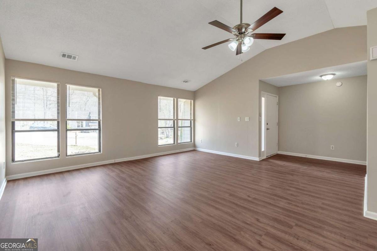 1575 Kelleys Close Stone Mountain - 8