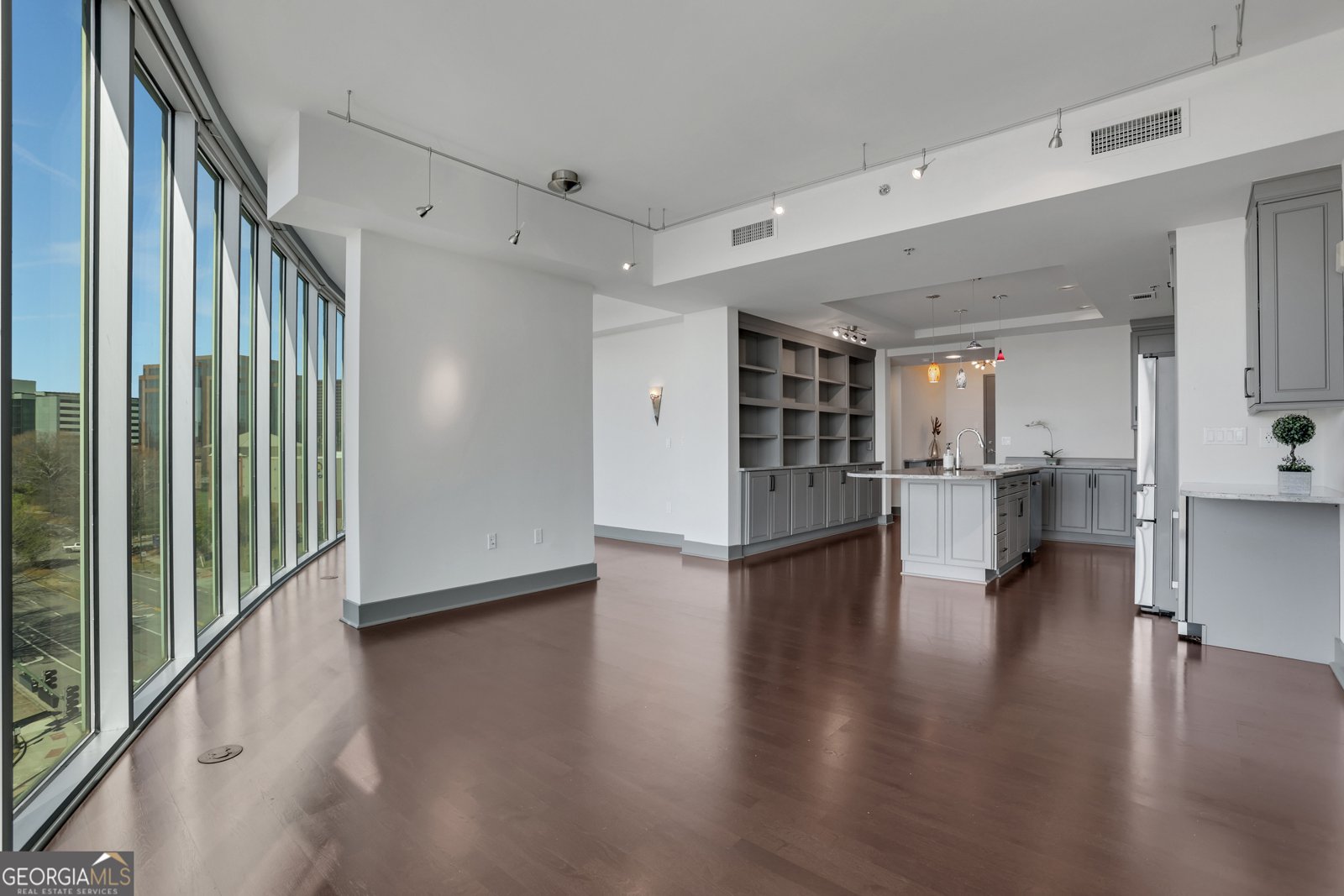 4561 Olde Perimeter Way Atlanta - 17