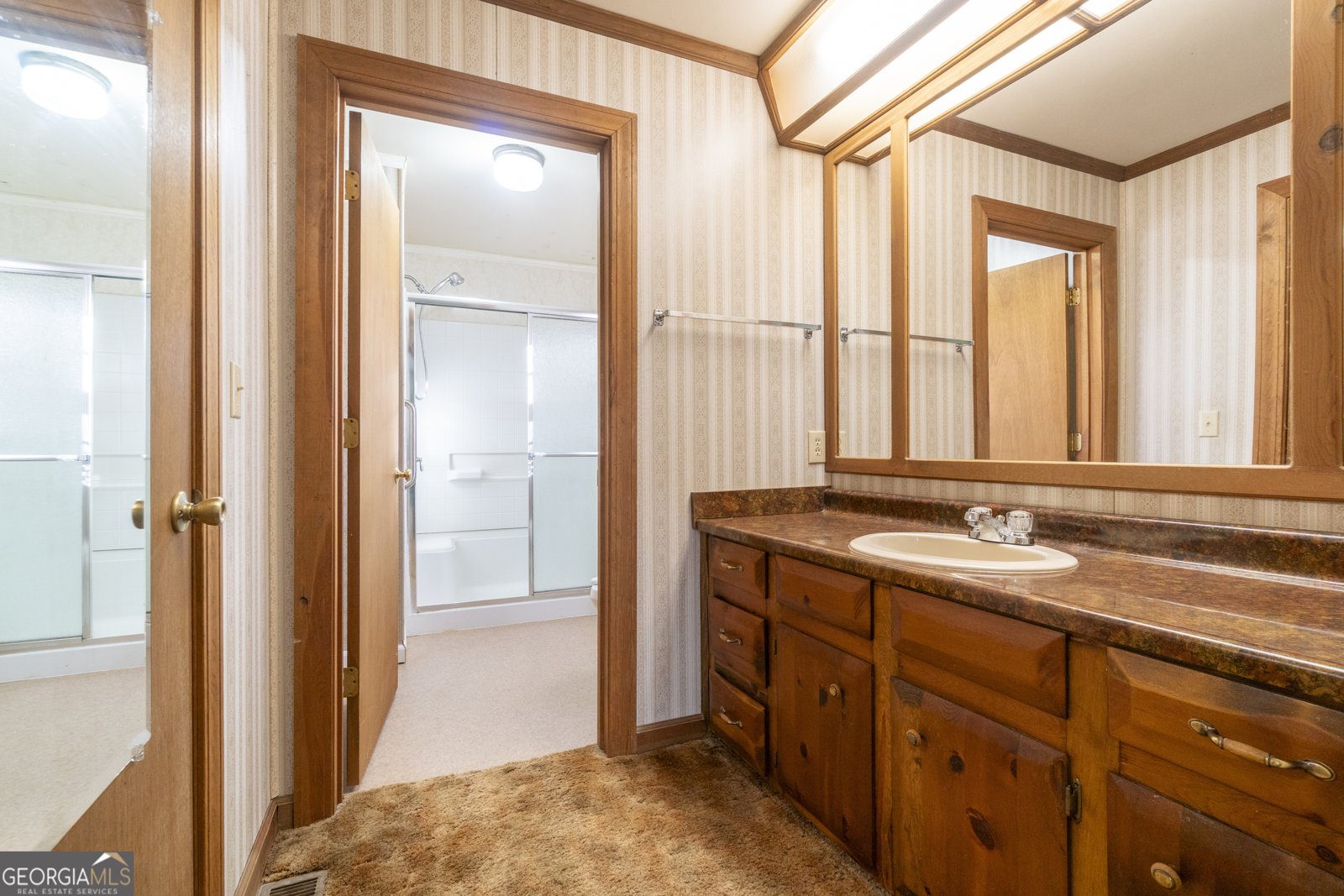 96 Joyce Drive (off Airport Road) Cleveland - 43