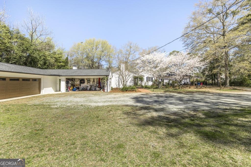 3848 Overlook Avenue Macon - 48