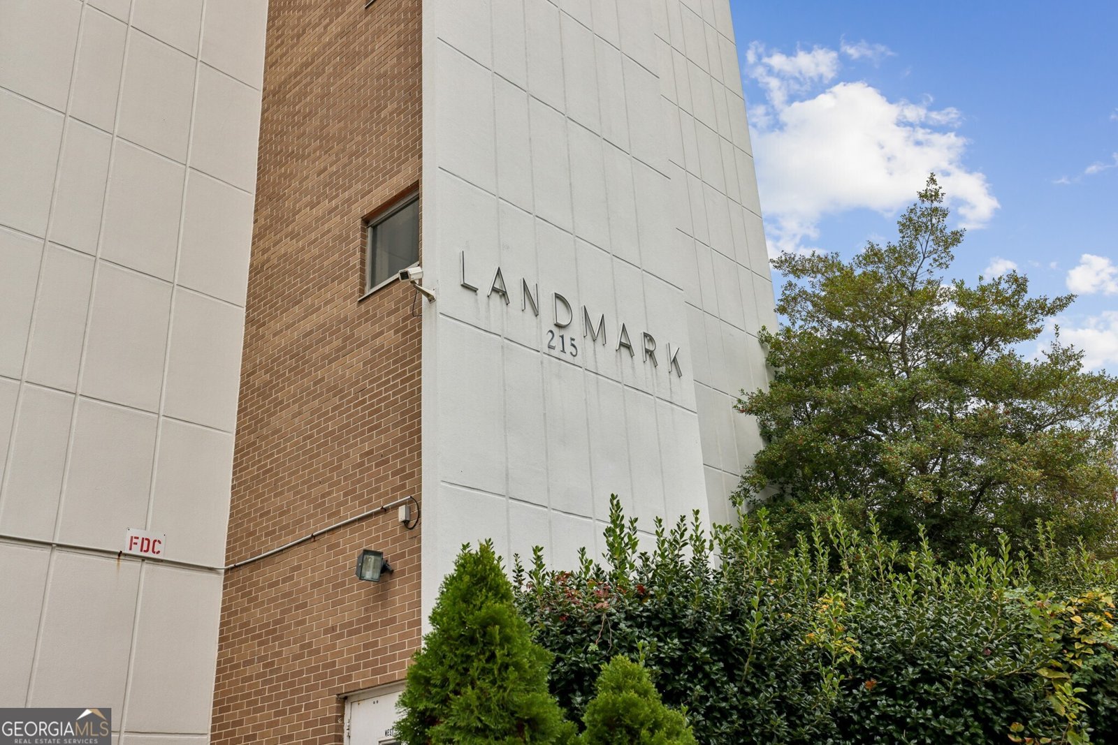 215 Piedmont Avenue Atlanta - 26