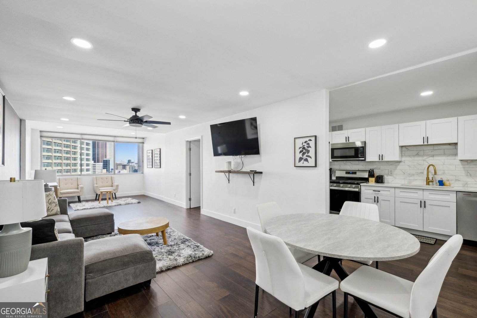 215 Piedmont Avenue Atlanta - 1