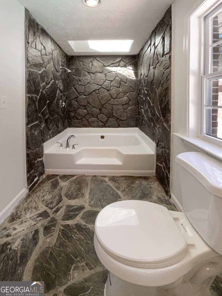 105 Creekwood Lane Fayetteville - 11
