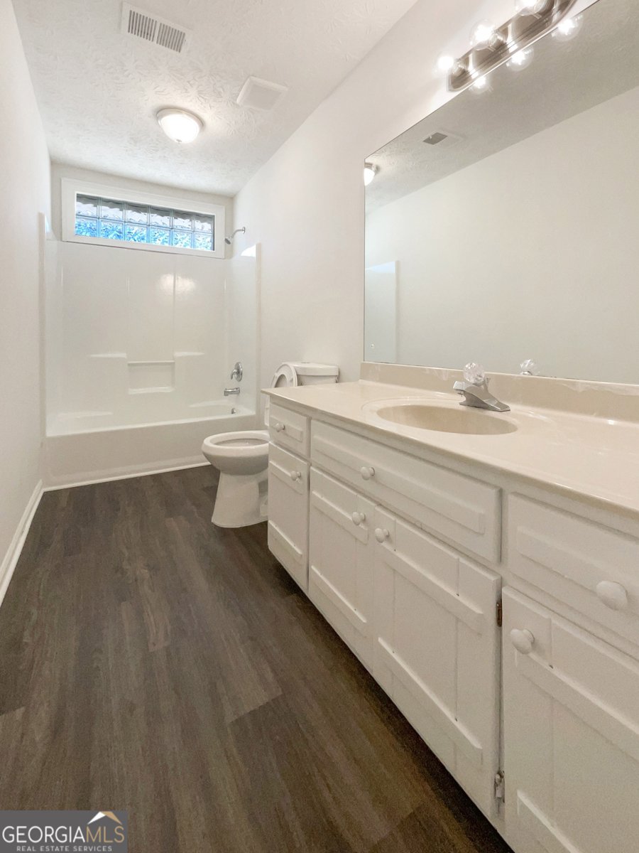 105 Creekwood Lane Fayetteville - 13