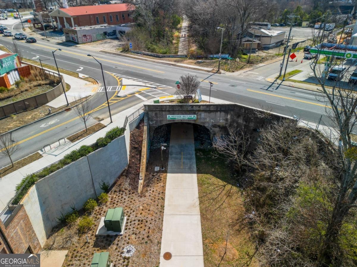 578 Cedar Avenue Atlanta - 10