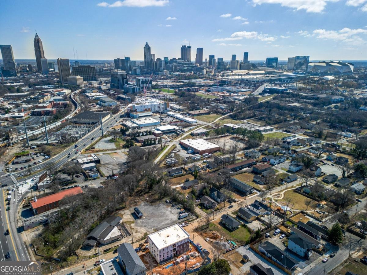 578 Cedar Avenue Atlanta - 4