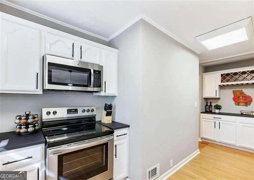 160 Riverdale Drive Athens - 11