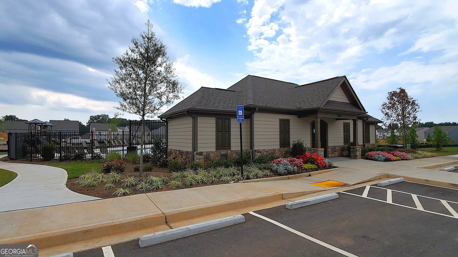 5256 Barberry Avenue Oakwood - 43