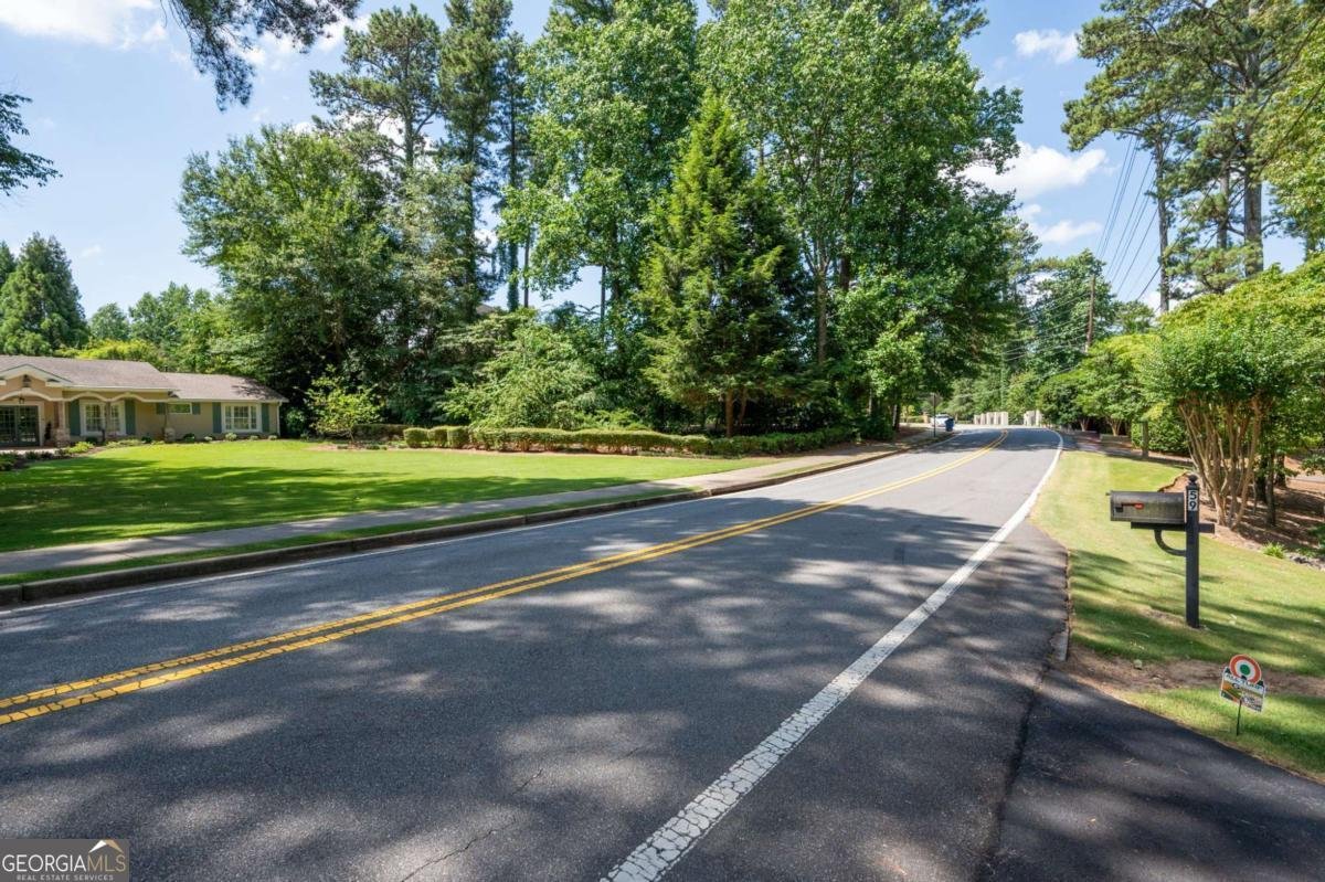 59 WOODLAWN Drive Marietta - 13