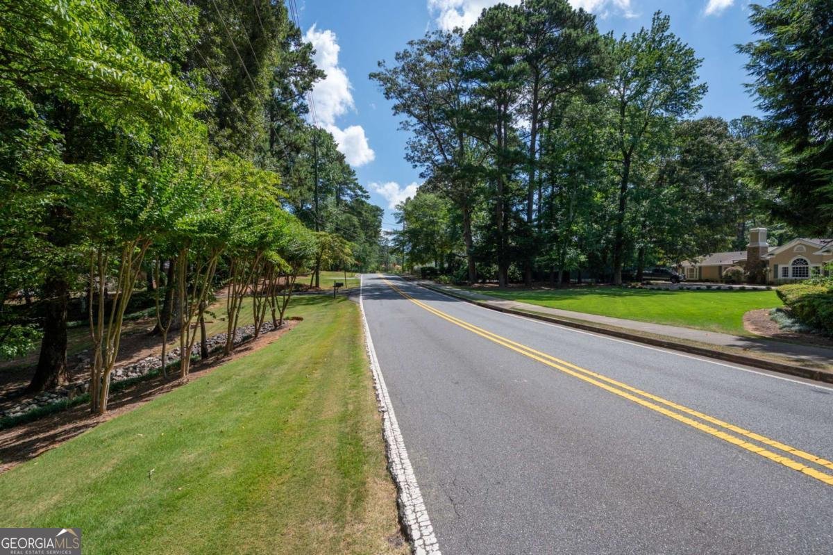 59 WOODLAWN Drive Marietta - 14