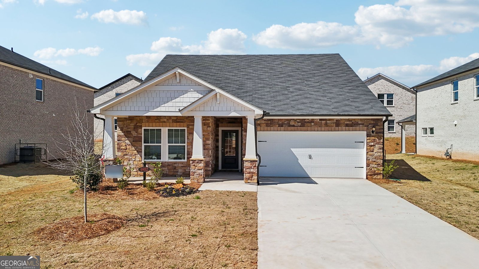 6902 Winchester Place Fairburn - 1