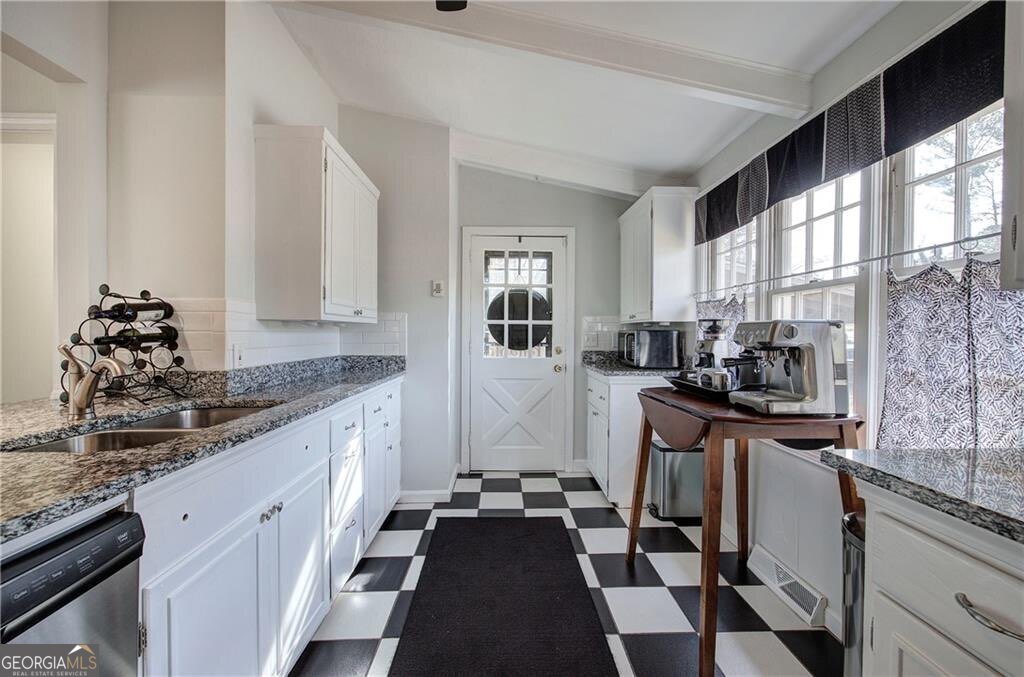 4 Mitchell Circle Rome - 16