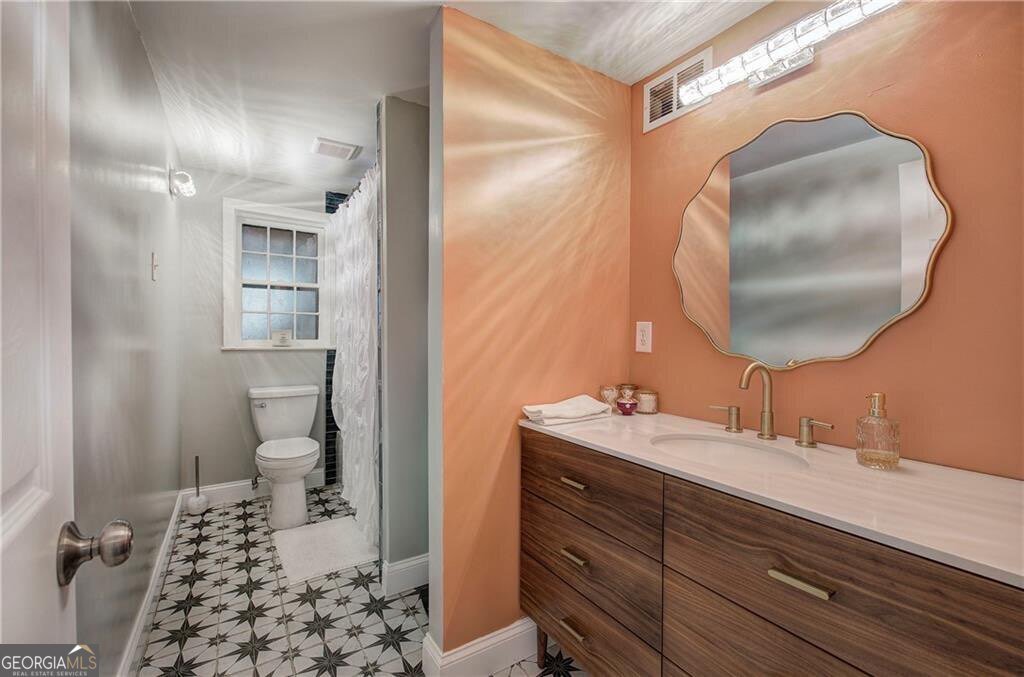 4 Mitchell Circle Rome - 32