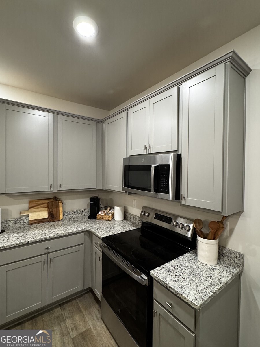 235 Ivey Terrace Temple - 16