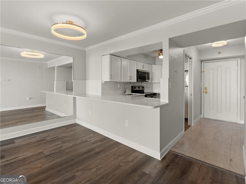 2870 Pharr Court South Atlanta - 20