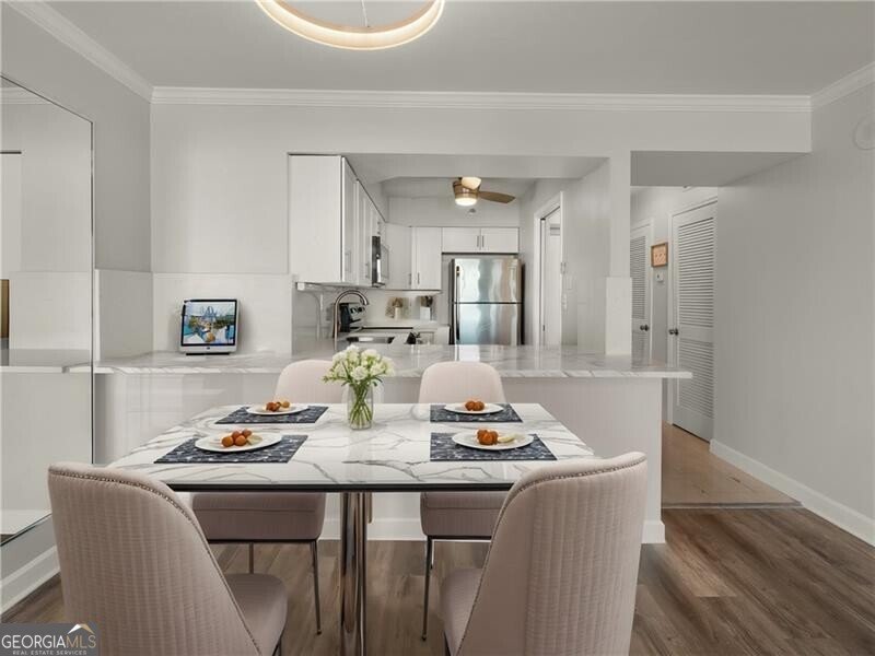 2870 Pharr Court South Atlanta - 3