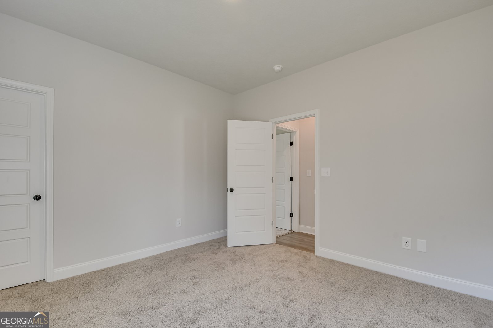 355 W E Smith Road Pembroke - 32