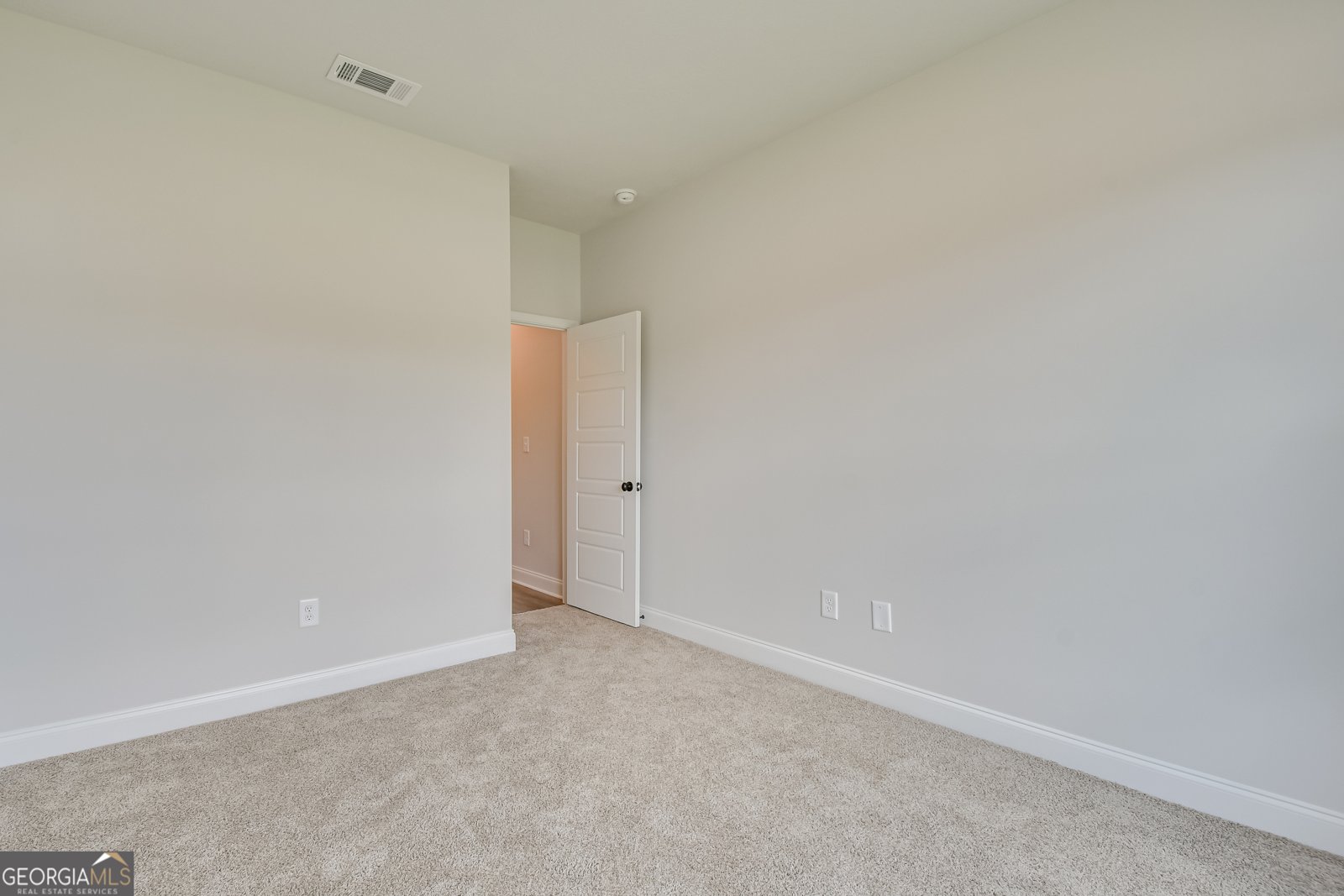 355 W E Smith Road Pembroke - 35