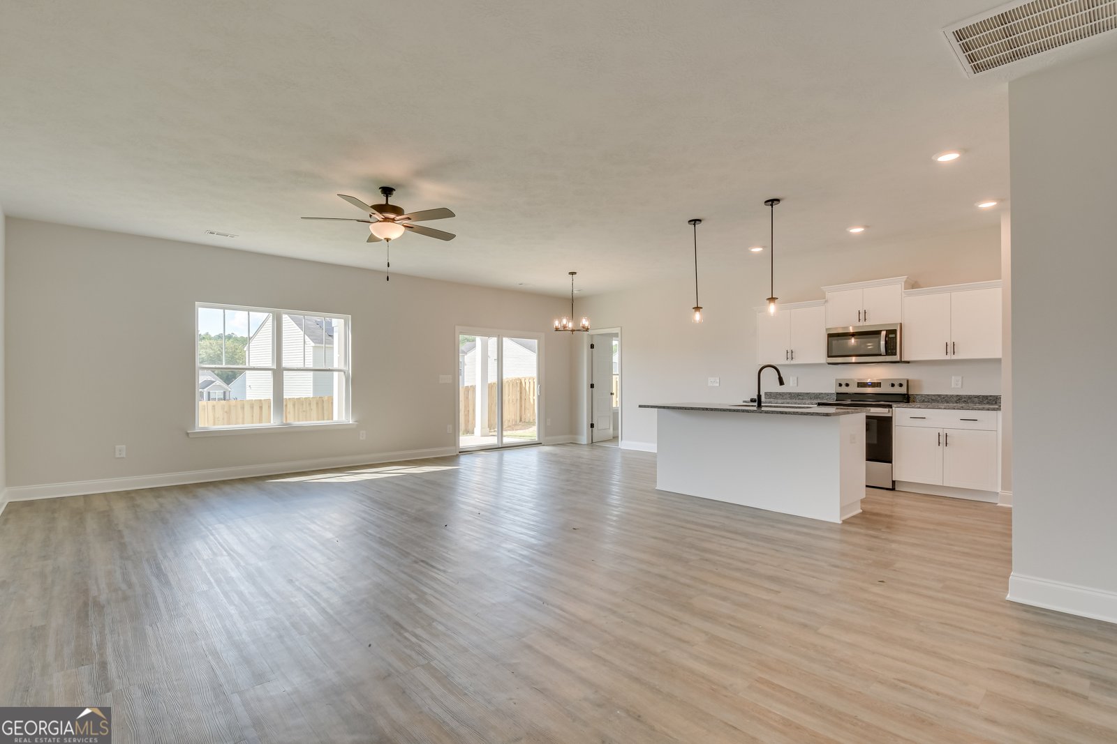 355 W E Smith Road Pembroke - 8