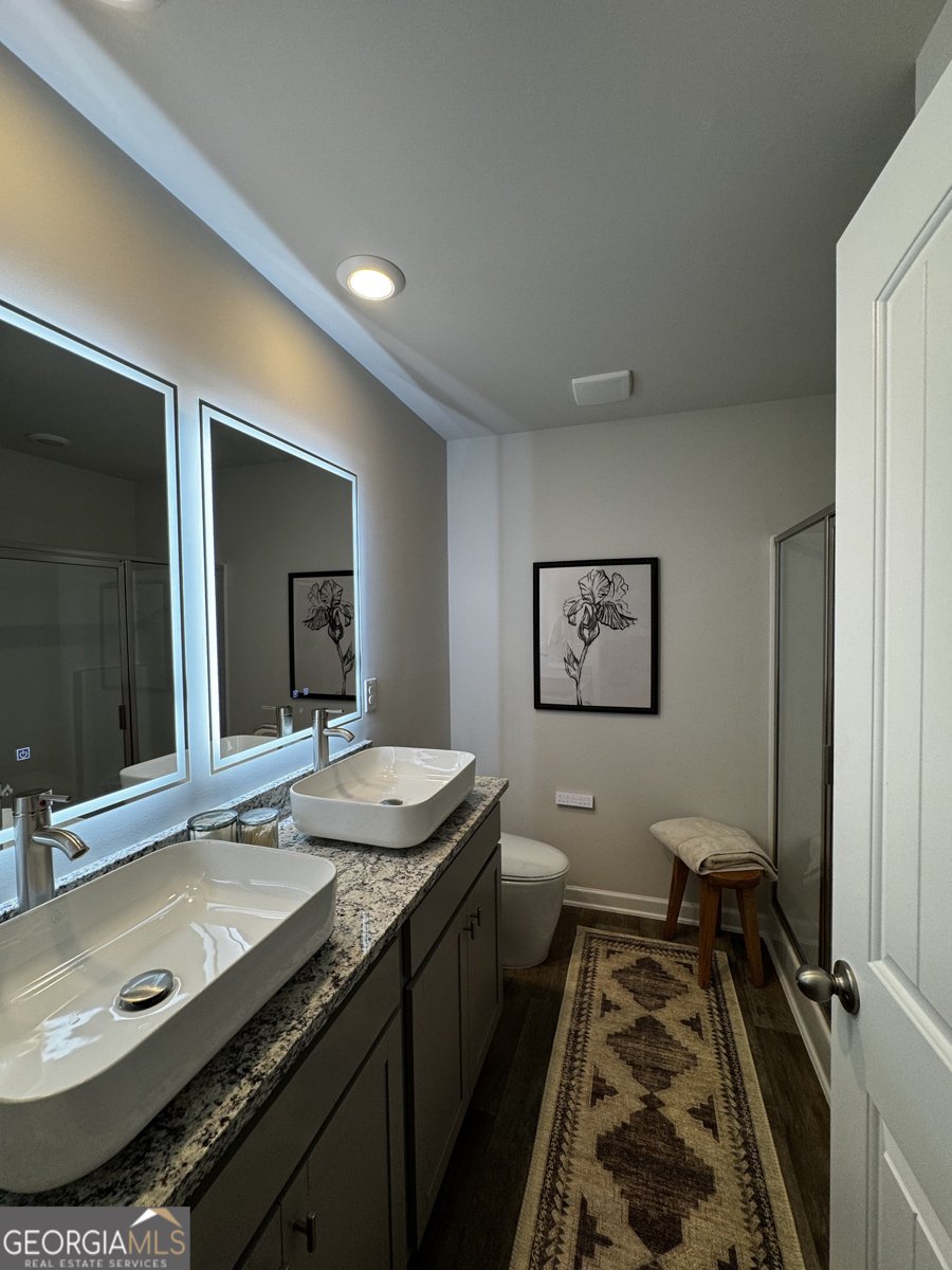 241 Ivey Terrace Temple - 12