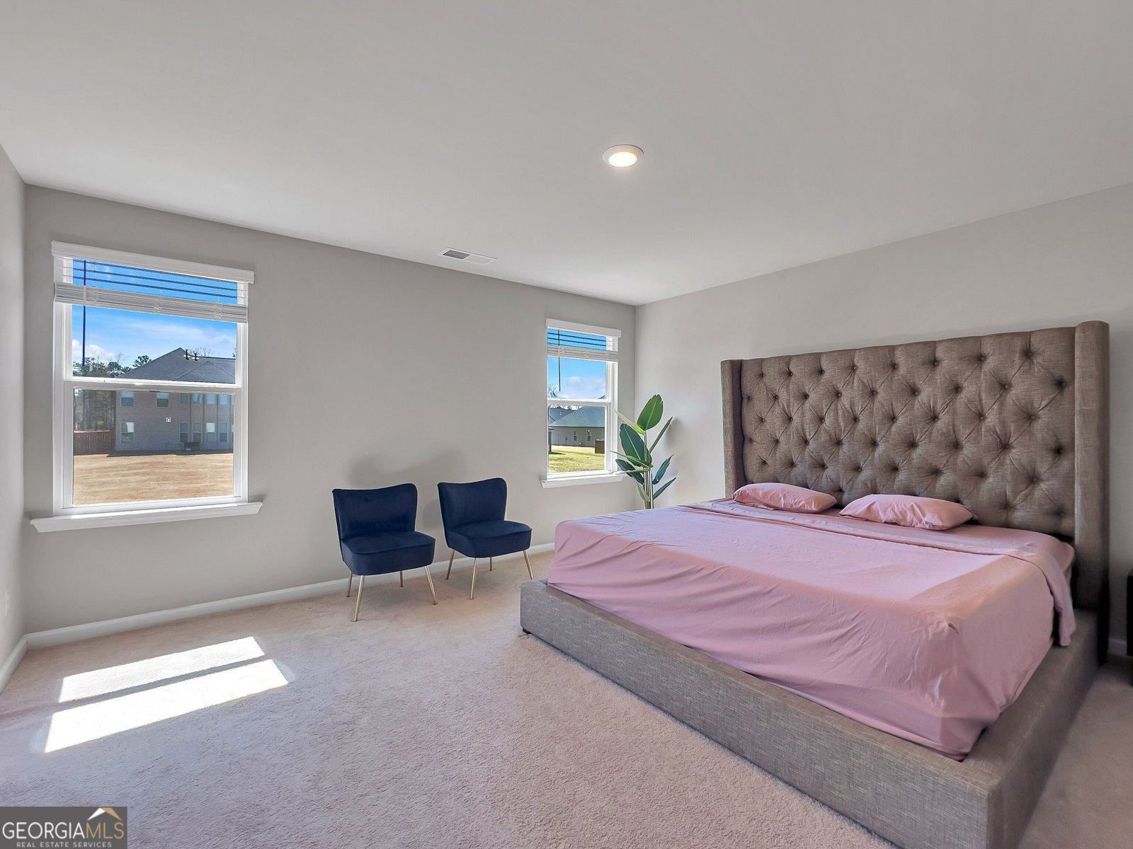 301 Amsterdam Way Hampton - 19