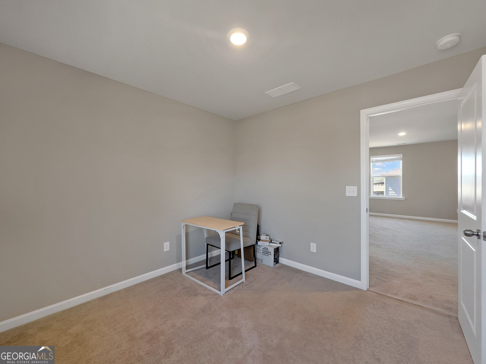 301 Amsterdam Way Hampton - 40
