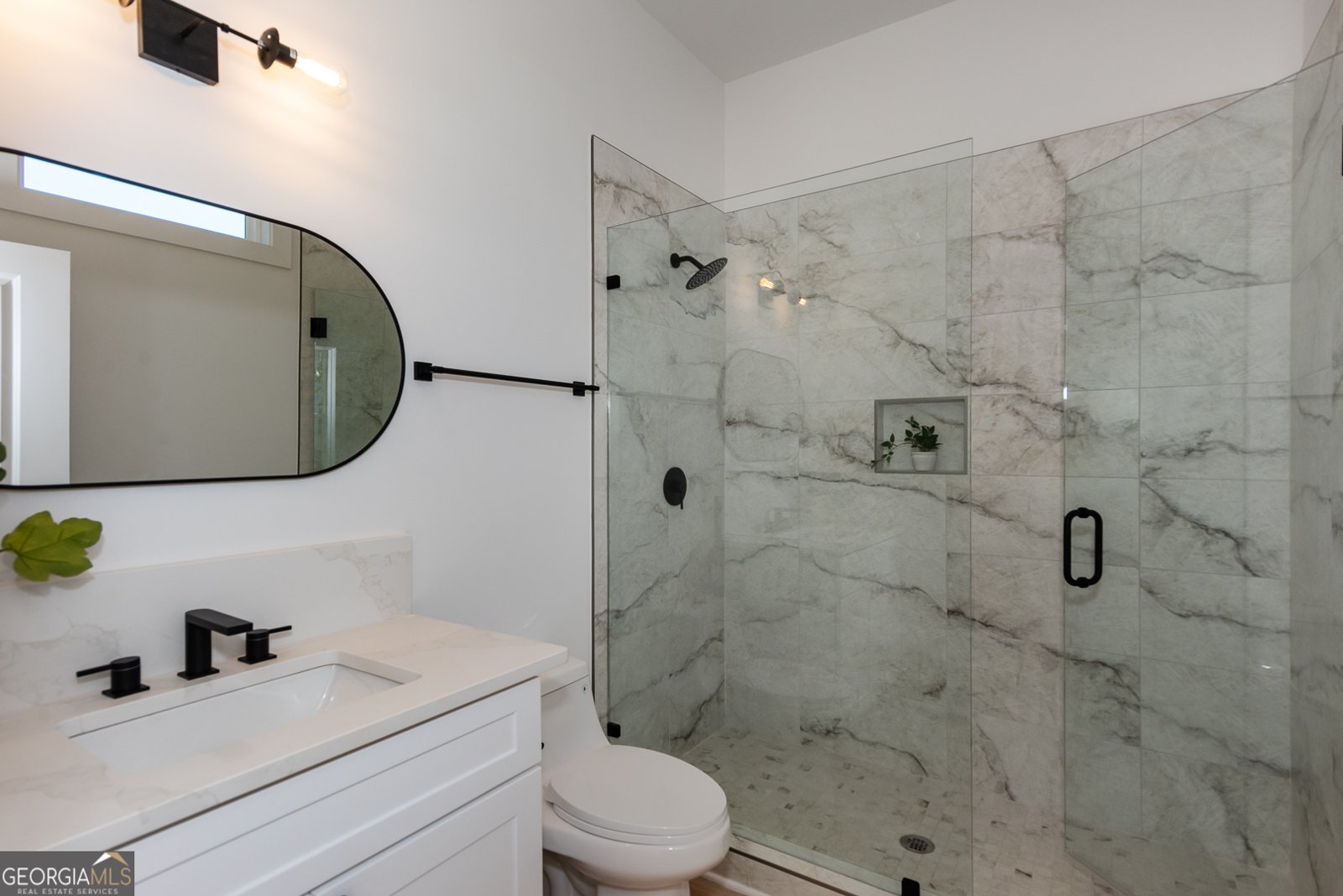 3395 Lee Street East Point - 30