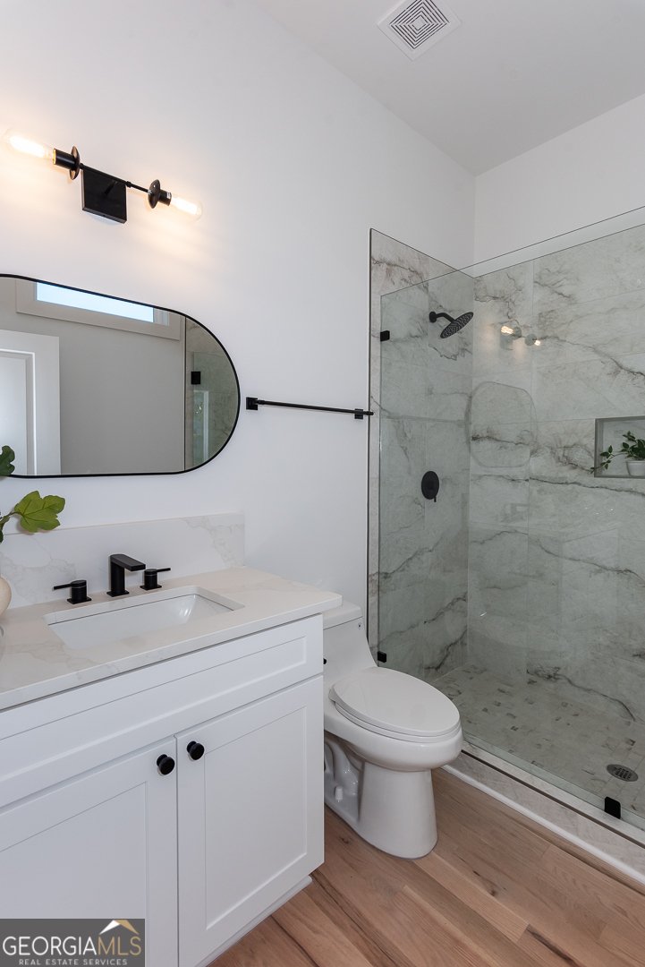 3395 Lee Street East Point - 31