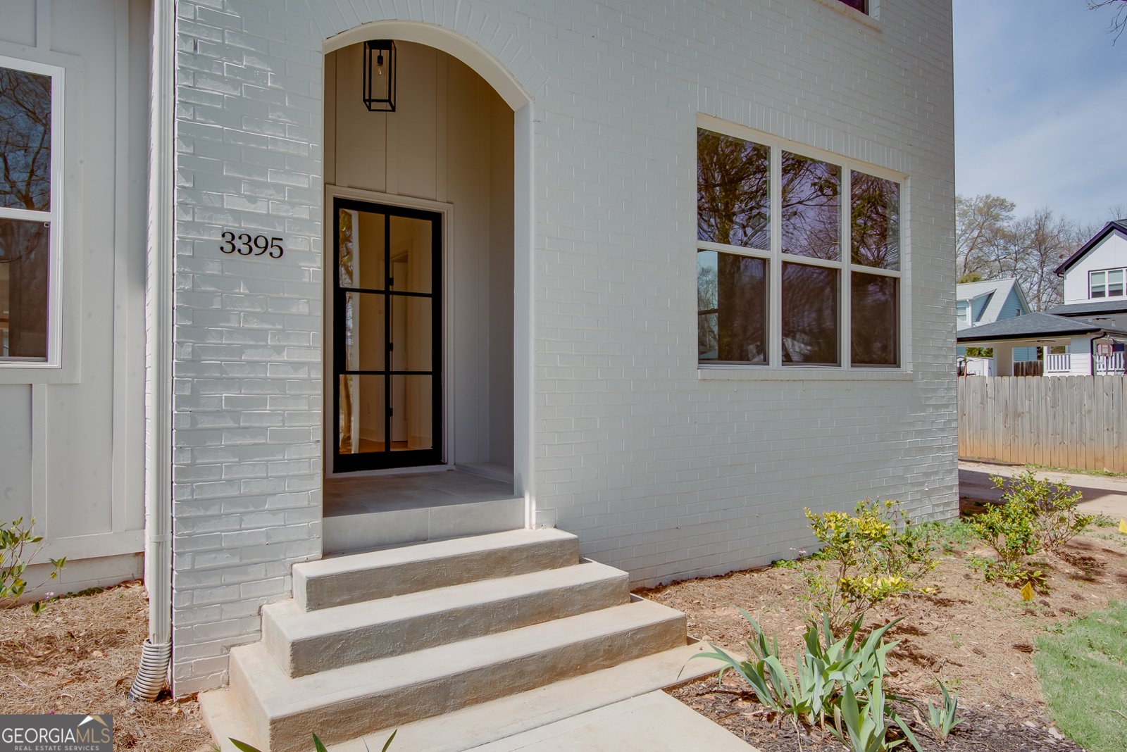 3395 Lee Street East Point - 4