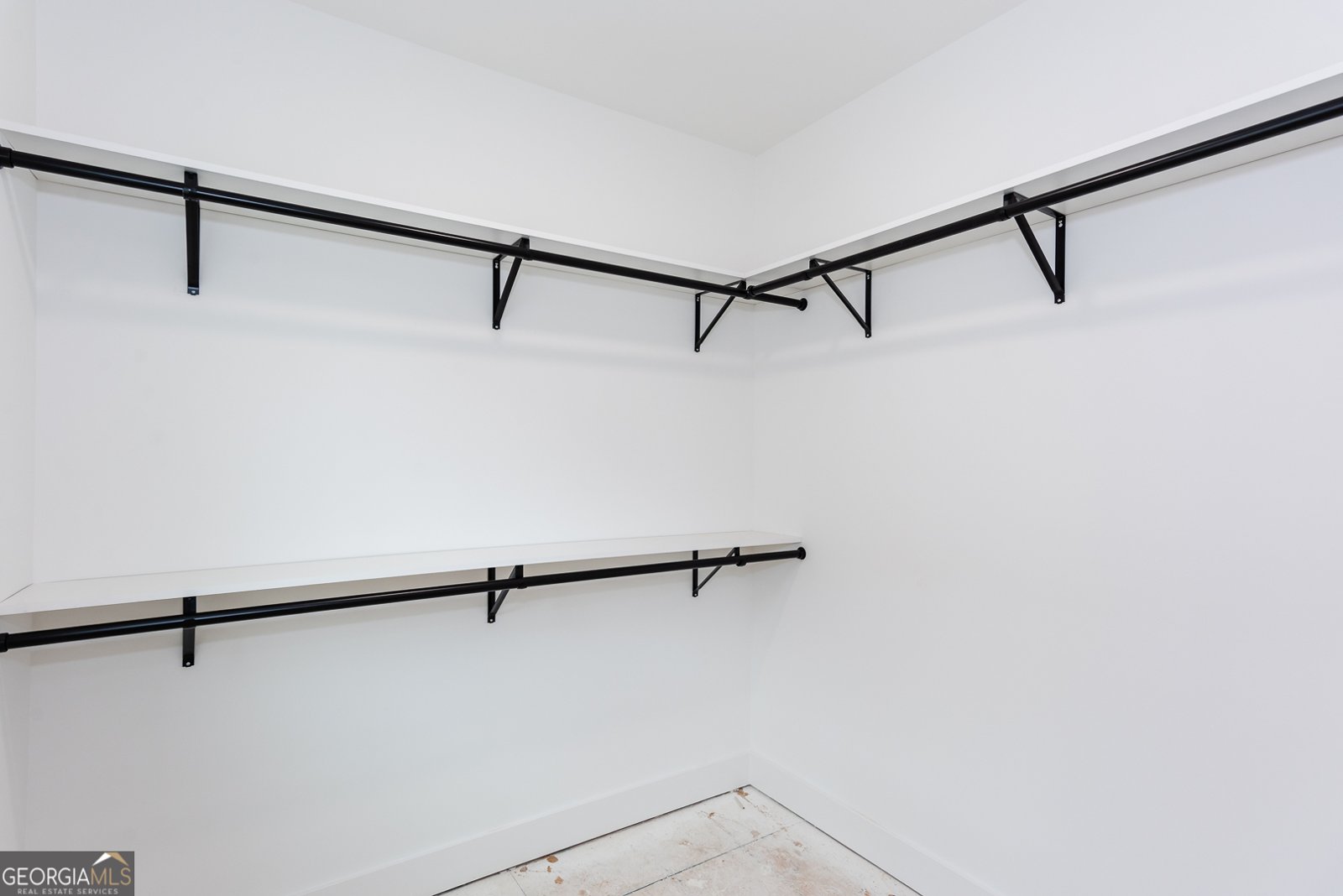 3395 Lee Street East Point - 48