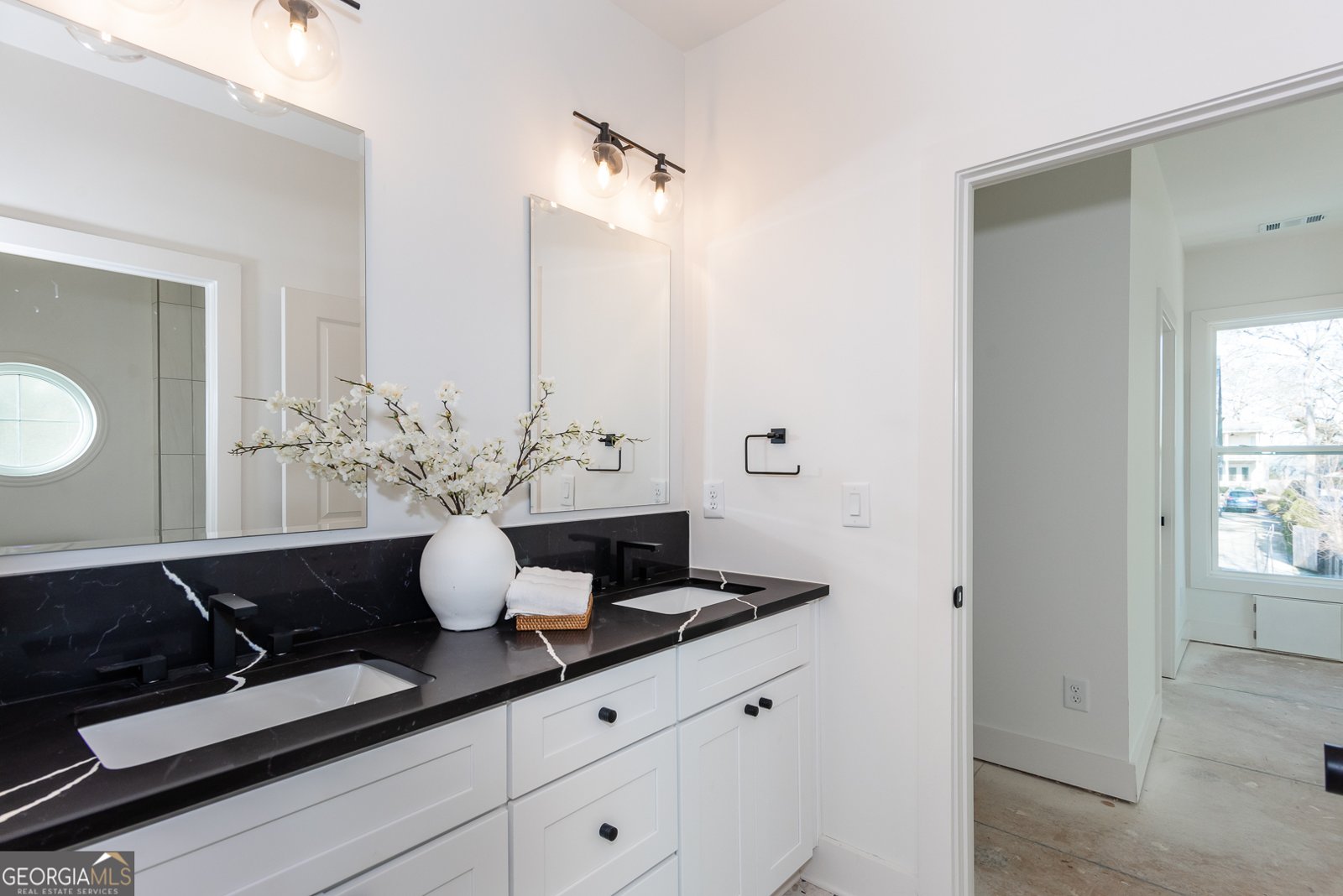 3395 Lee Street East Point - 49