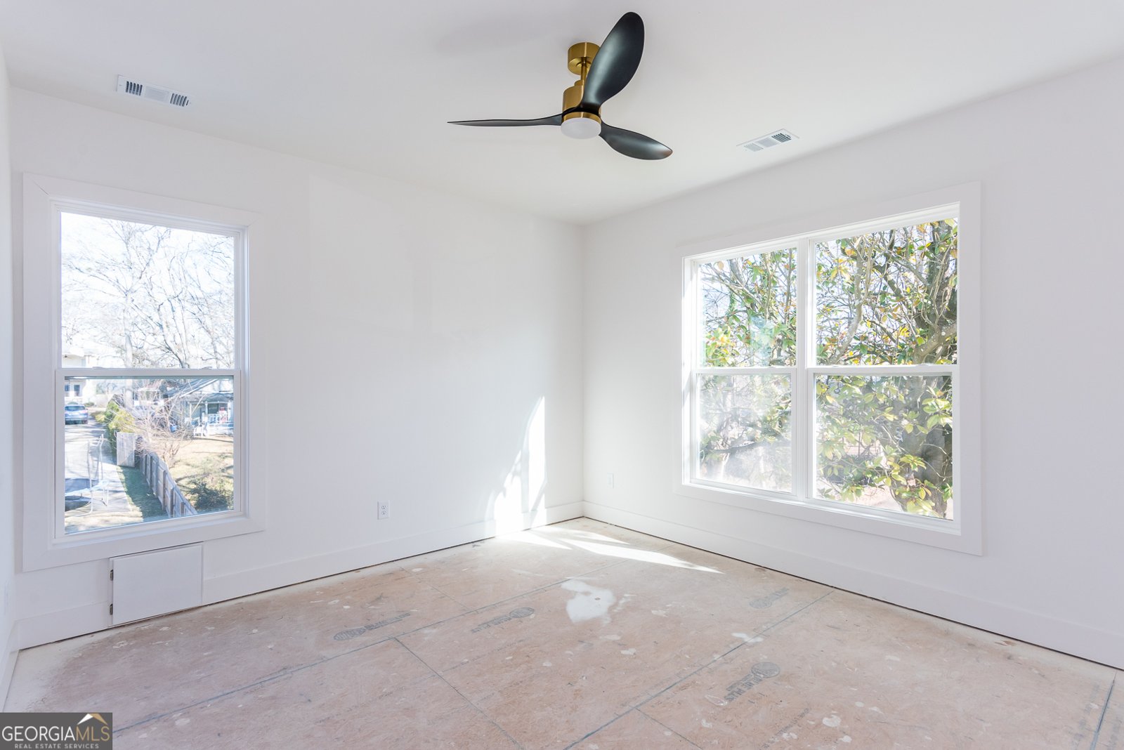 3395 Lee Street East Point - 52