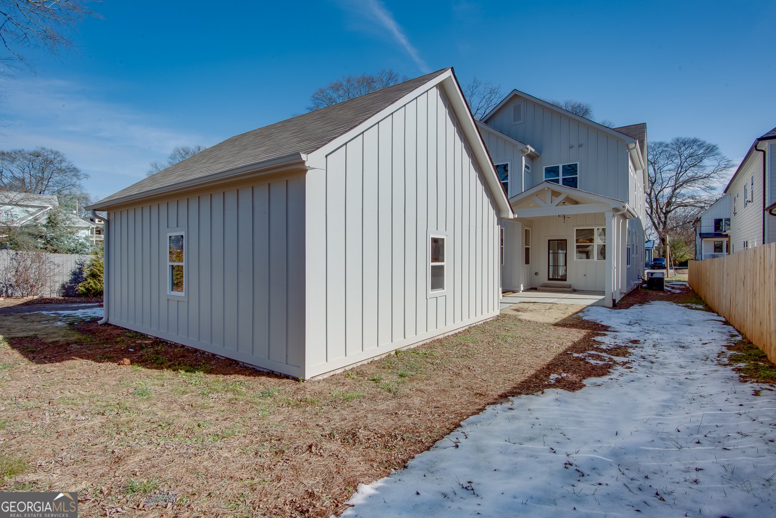 3395 Lee Street East Point - 60