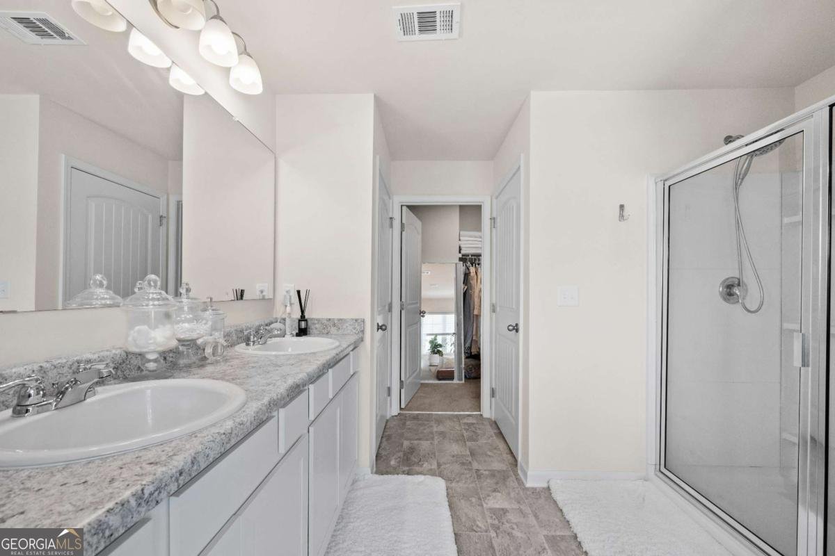 5184 BARBERRY Avenue Oakwood - 18