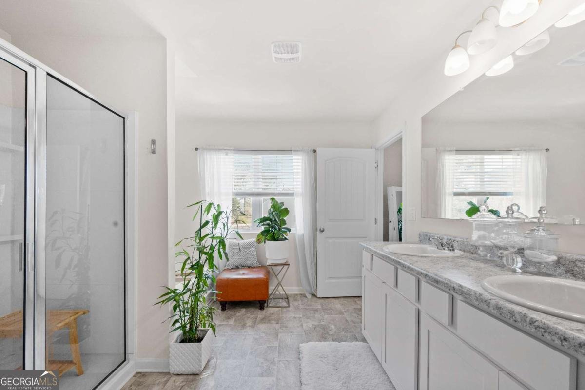 5184 BARBERRY Avenue Oakwood - 19