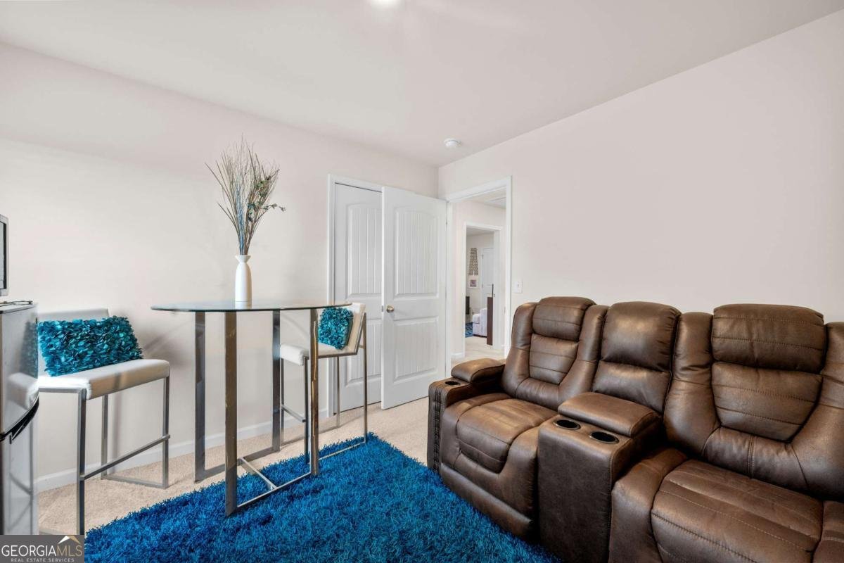 5184 BARBERRY Avenue Oakwood - 22