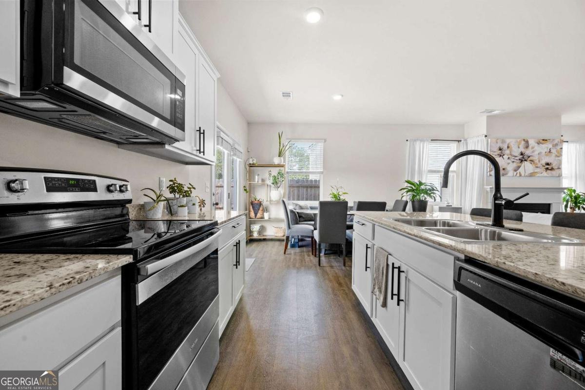 5184 BARBERRY Avenue Oakwood - 8