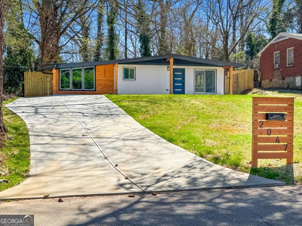 2047 Boulderview Drive Atlanta - 1
